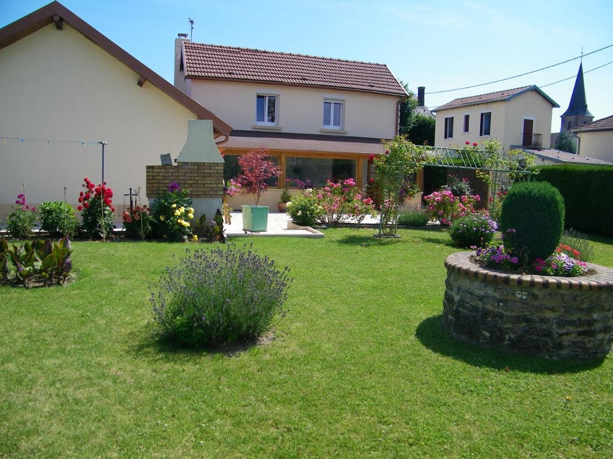 Bed and Breakfast Au Pied Du Cognelot Chalindrey Exteriér fotografie